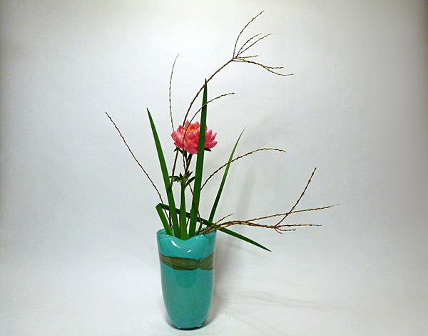 2011年12月8日木曜日、福島県郡山市・菅野草苑（かんのそうえん）教室で学ぶ樋口苑澪さんの作品