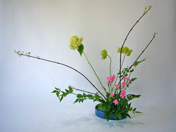 2011年7月18日月水曜日、福島県郡山市・菅野草苑（かんのそうえん）教室で学ぶ秋元寛子さんの作品