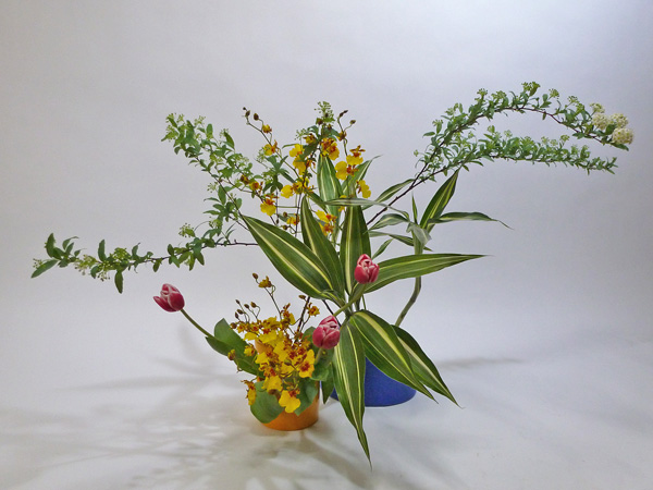 2012年4月2日月曜日、福島県郡山市・菅野草苑（かんのそうえん）教室で学ぶ国分華苑さんの作品