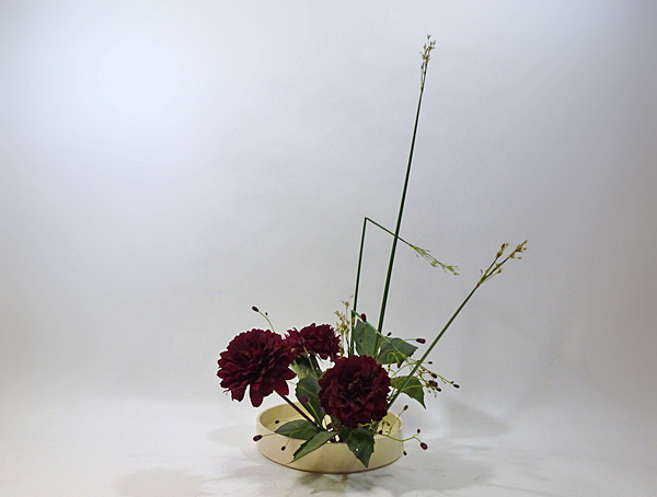 2012年7月9日月曜日、福島県郡山市・菅野草苑（かんのそうえん）教室で学ぶ七海彩夏さんの作品