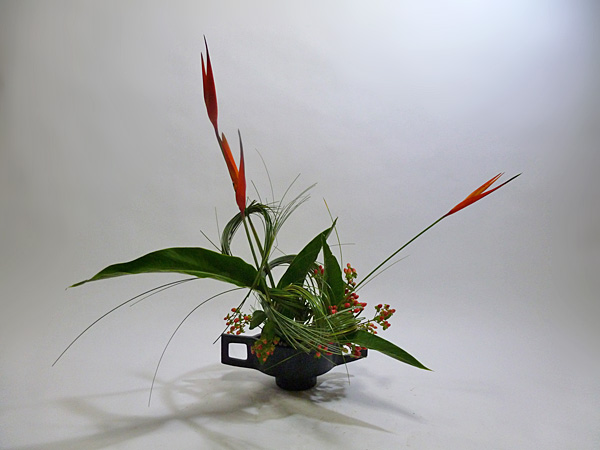 2012年8月21日火曜日、福島県郡山市・菅野草苑（かんのそうえん）教室で学ぶ根本和良さんの作品