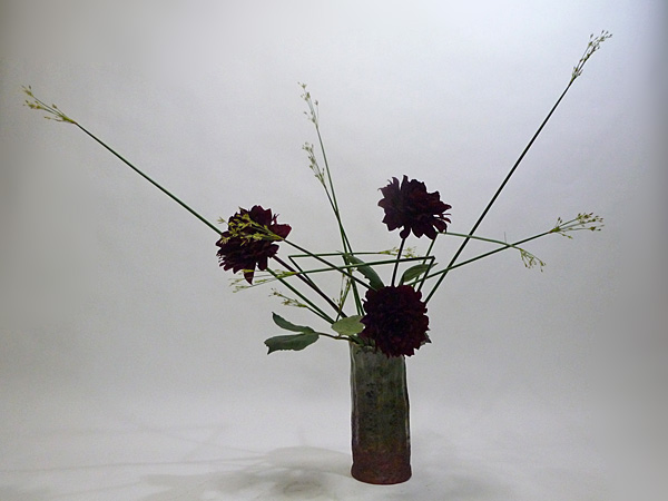 2012年8月14日火曜日、福島県郡山市・菅野草苑（かんのそうえん）教室で学ぶ石本草佳さんの作品