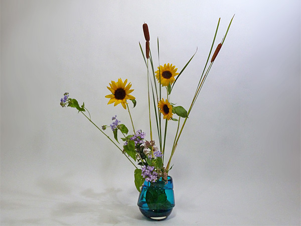 2012年8月27日月曜日、福島県郡山市・菅野草苑（かんのそうえん）教室で学ぶ石本草佳さんの作品