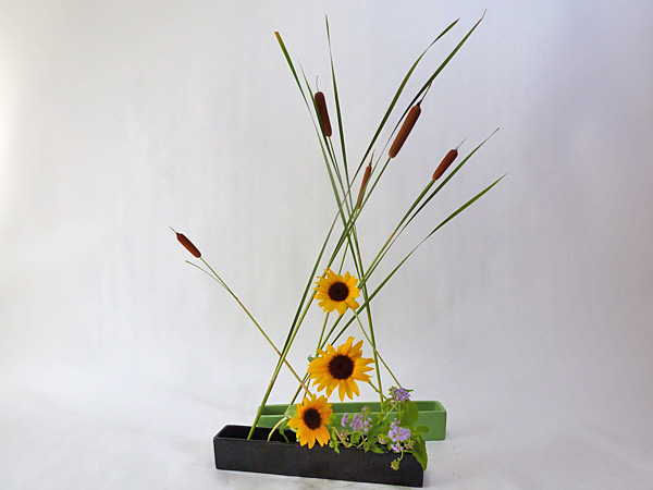 2012年8月28日火曜日、福島県郡山市・菅野草苑（かんのそうえん）教室で学ぶ本間草葵さんの作品