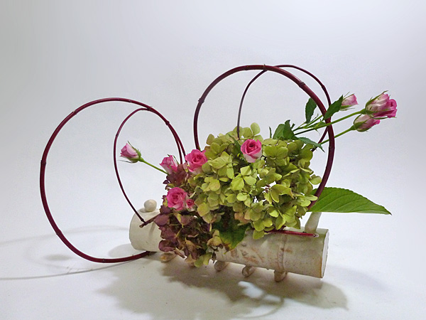 2012年12月7日金曜日、福島県郡山市・菅野草苑（かんのそうえん）教室で学ぶ大河原喜恵さんの作品