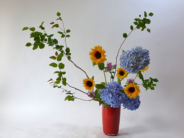 2012年7月10日火曜日、福島県郡山市・菅野草苑（かんのそうえん）教室で学ぶ秋元寛子さんの作品