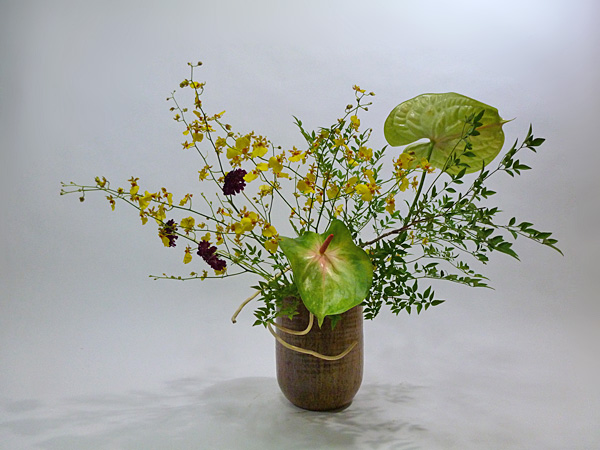 2012年7月6日金曜日、福島県郡山市・菅野草苑（かんのそうえん）教室で学ぶ根本和良さんの作品