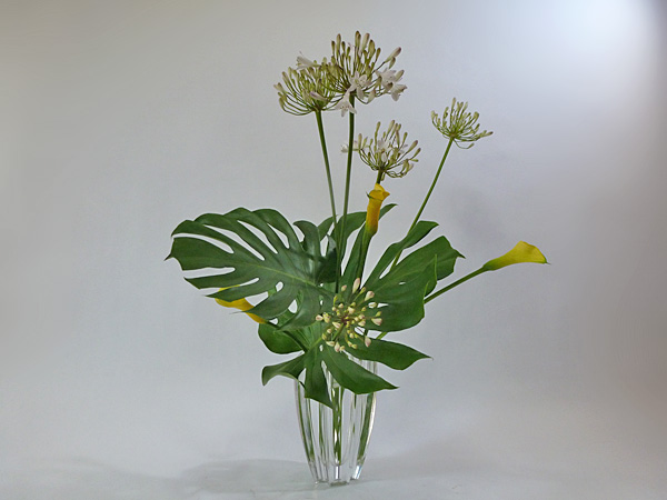 2012年7月31日火曜日、福島県郡山市・菅野草苑（かんのそうえん）教室で学ぶ本間草葵さんの作品