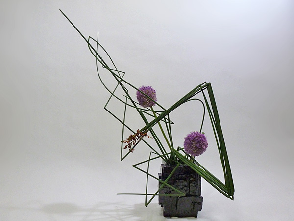 2012年6月20日水曜日、福島県郡山市・菅野草苑（かんのそうえん）教室で学ぶ根本和良さんの作品