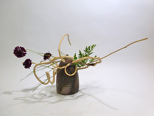 2012年6月29日金曜日、福島県郡山市・菅野草苑（かんのそうえん）教室で学ぶ樋口苑諷(優輝　高三)さんの作品