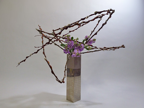 2012年3月8日木曜日、福島県郡山市・菅野草苑（かんのそうえん）教室で学ぶ国分華苑さんの作品