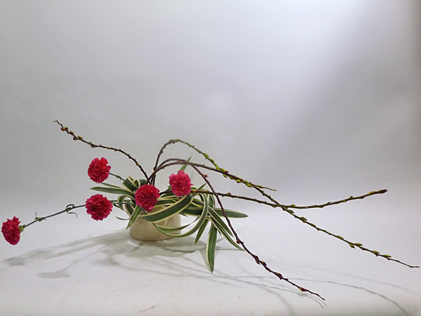 2012年11月13日火曜日、福島県郡山市・菅野草苑（かんのそうえん）教室で学ぶ根元和良さんの作品