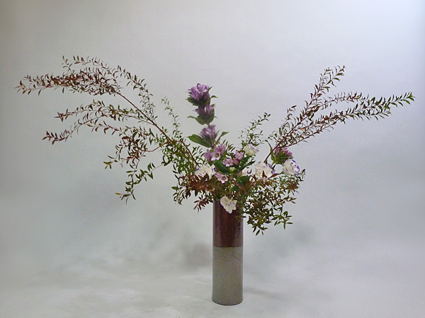 2012年10月25日木曜日、福島県郡山市・菅野草苑（かんのそうえん）教室で学ぶ石本草佳さんの作品