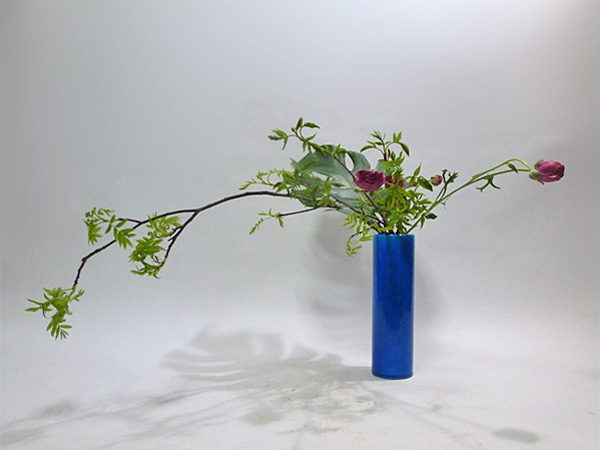 2013年4月30日火曜日、福島県郡山市・菅野草苑（かんのそうえん）教室で学ぶ七海彩夏さんの作品