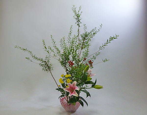 2013年8月27日火曜日、福島県郡山市・菅野草苑（かんのそうえん）教室で学ぶ国分華苑さんの作品