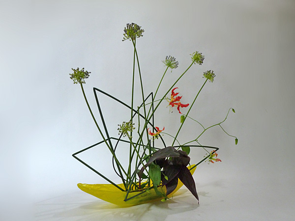 2013年7月29日月曜日、福島県郡山市・菅野草苑（かんのそうえん）教室で学ぶ秋元寛子さんの作品