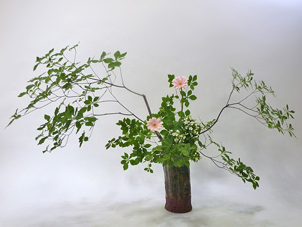 2013年7月17日水曜日、福島県郡山市・菅野草苑（かんのそうえん）教室で学ぶ石本草佳さんの作品