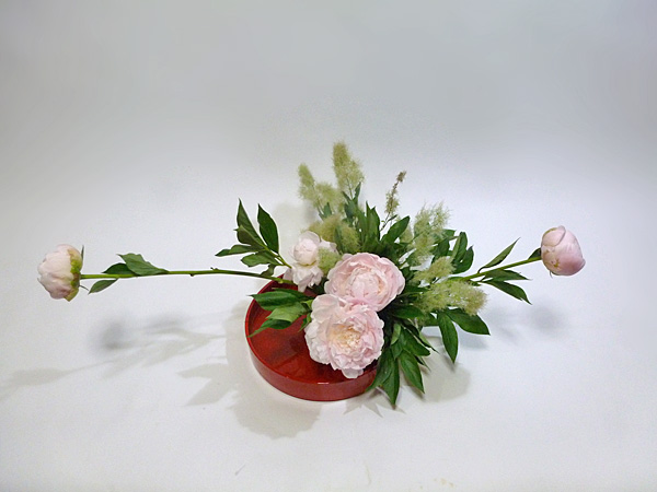 2013年6月28日金曜日、福島県郡山市・菅野草苑（かんのそうえん）教室で学ぶ七海彩夏さんの作品