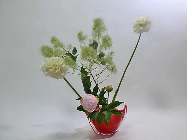 2013年6月24日月曜日、福島県郡山市・菅野草苑（かんのそうえん）教室で学ぶ国分華苑さんの作品