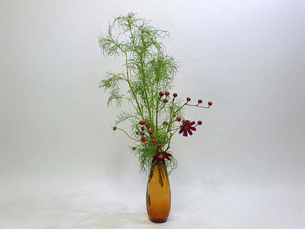 2013年10月3日木曜日、福島県郡山市・菅野草苑（かんのそうえん）教室で学ぶ根本和良さんの作品