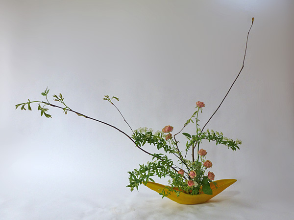 2014年4月15日火曜日、福島県郡山市・菅野草苑（かんのそうえん）教室で学ぶ秋元寛子さんの作品