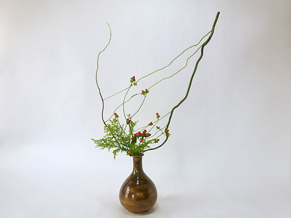 2014年8月19日火曜日、福島県郡山市・菅野草苑（かんのそうえん）教室で学ぶ大河原喜恵さんの作品