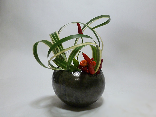 2014年12月2日火曜日、福島県郡山市・菅野草苑（かんのそうえん）教室で学ぶ大河原喜恵さんの作品