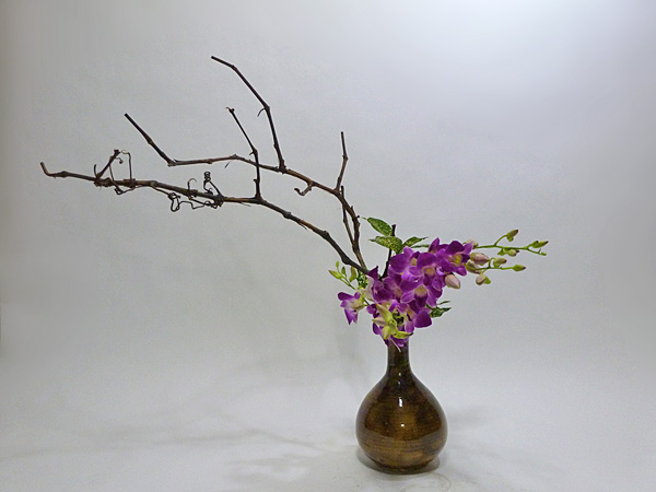 2014年2月12日水曜日、福島県郡山市・菅野草苑（かんのそうえん）教室で学ぶ根本和良さんの作品