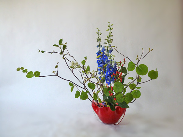 2014年6月2日月曜日、福島県郡山市・菅野草苑（かんのそうえん）教室で学ぶ遠山ハツ子さんの作品