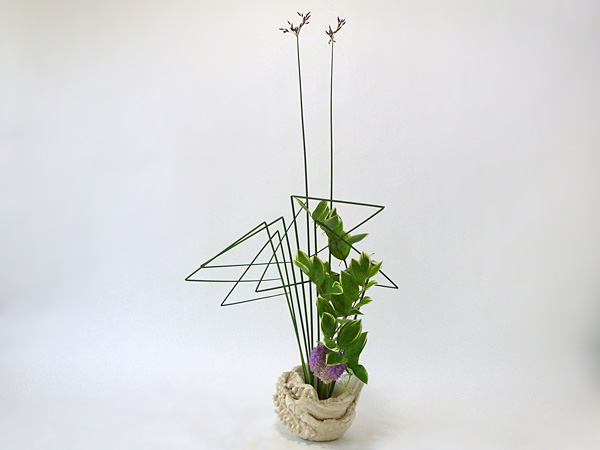 2014年6月20日金曜日、福島県郡山市・菅野草苑（かんのそうえん）教室で学ぶ菅野草苑さんの作品