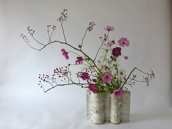 2014年11月18日火曜日、福島県郡山市・菅野草苑（かんのそうえん）教室で学ぶ秋元寛子さんの作品