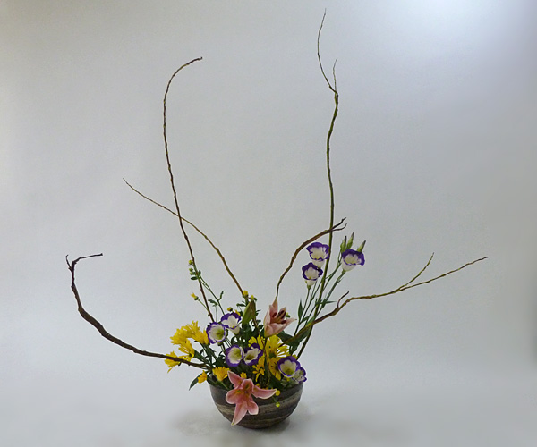 2014年10月21日火曜日、福島県郡山市・菅野草苑（かんのそうえん）教室で学ぶ本間草葵さんの作品