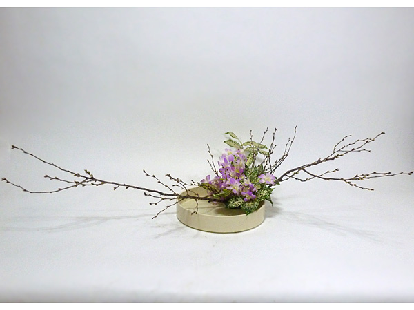 2015年4月3日金曜日、福島県郡山市・菅野草苑（かんのそうえん）教室で学ぶ谷村滋穂さんの作品