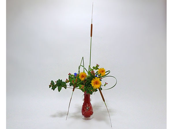 2015年8月3日月曜日、福島県郡山市・菅野草苑（かんのそうえん）教室で学ぶ根本流苑さんの作品