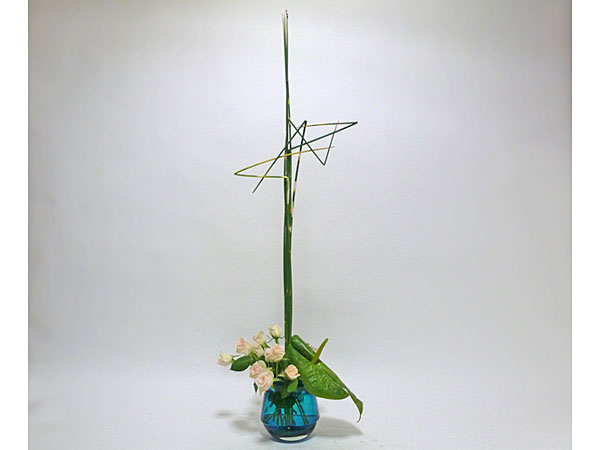 2015年8月12日水曜日、福島県郡山市・菅野草苑（かんのそうえん）教室で学ぶ根本流苑さんの作品