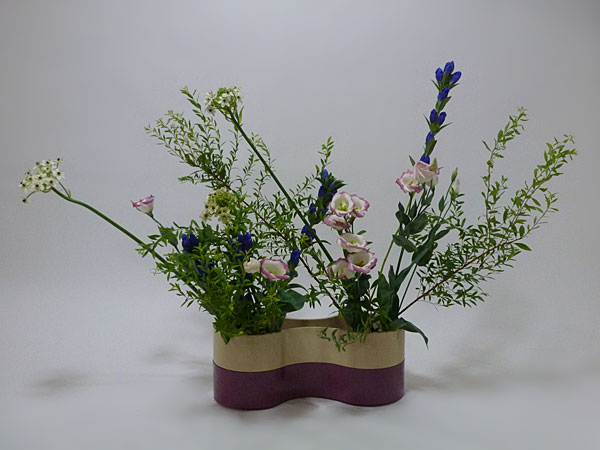 2015年8月25日火曜日、福島県郡山市・菅野草苑（かんのそうえん）教室で学ぶ石本草佳さんの作品