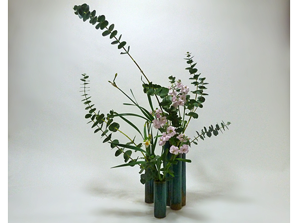 2015年12月22日火曜日、福島県郡山市・菅野草苑（かんのそうえん）教室で学ぶ石本草佳さんの作品