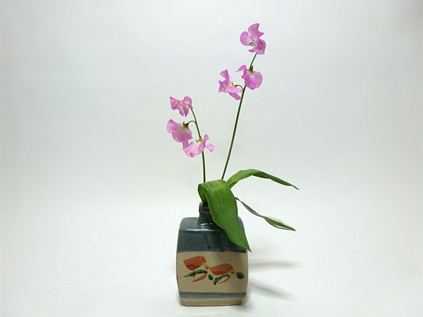 2015年2月12日木曜日、福島県郡山市・菅野草苑（かんのそうえん）教室で学ぶ円谷友子さんの作品