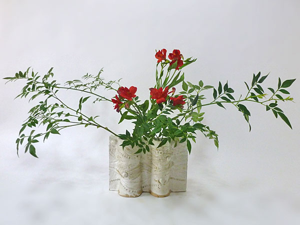 2015年7月15日水曜日、福島県郡山市・菅野草苑（かんのそうえん）教室で学ぶ遠山ハツ子さんの作品