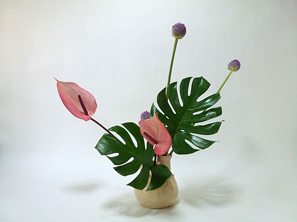 2015年6月10日水曜日、福島県郡山市・菅野草苑（かんのそうえん）教室で学ぶ遠山ハツ子さんの作品