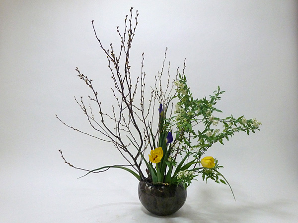 2015年3月27日金曜日、福島県郡山市・菅野草苑（かんのそうえん）教室で学ぶ遠山ハツ子さんの作品