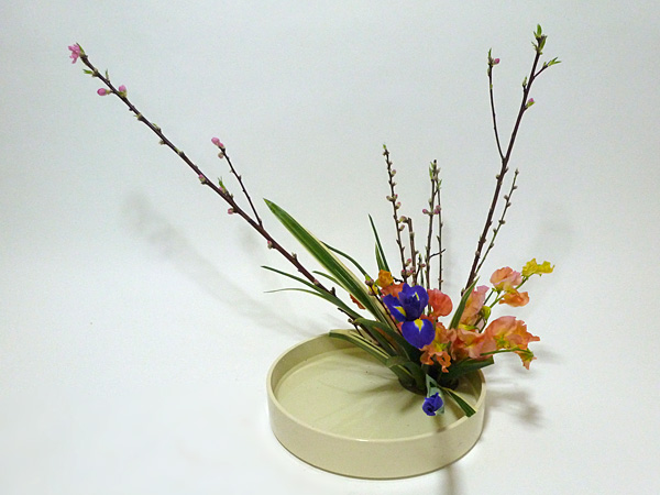 2015年3月4日水曜日、福島県郡山市・菅野草苑（かんのそうえん）教室で学ぶ谷村滋穂さんの作品