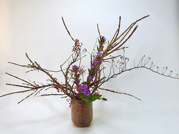 2015年11月9日月曜日、福島県郡山市・菅野草苑（かんのそうえん）教室で学ぶ秋元かなえさんの作品