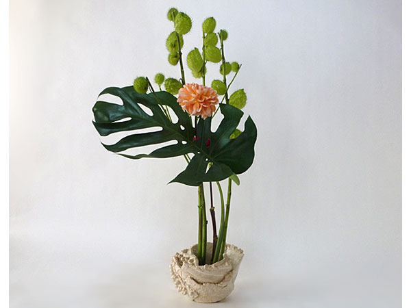 2015年10月20日火曜日、福島県郡山市・菅野草苑（かんのそうえん）教室で学ぶ秋元かなえさんの作品