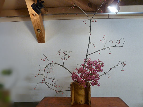 2015年10月15日木曜日、福島県郡山市・菅野草苑（かんのそうえん）教室で学ぶ島田草香さんの作品