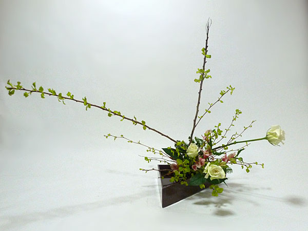 2017年5月11日木曜日、福島県郡山市・菅野草苑（かんのそうえん）教室で学ぶ根本流苑さんの作品